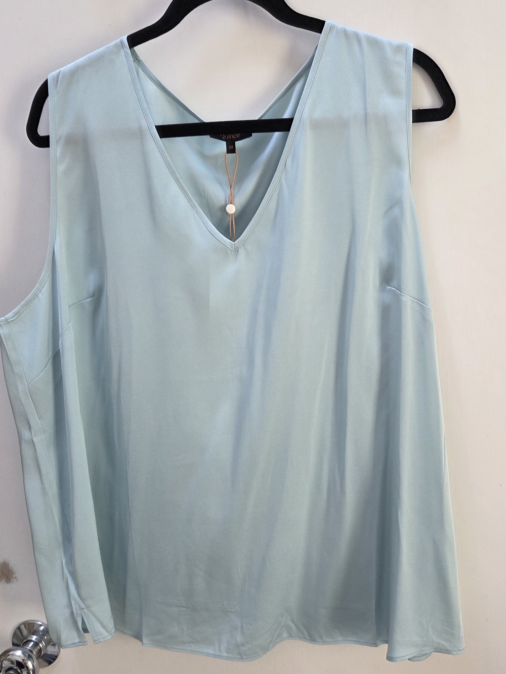 Quince Light Blue V-Neck Sleeveless Camisole Plus 2x
